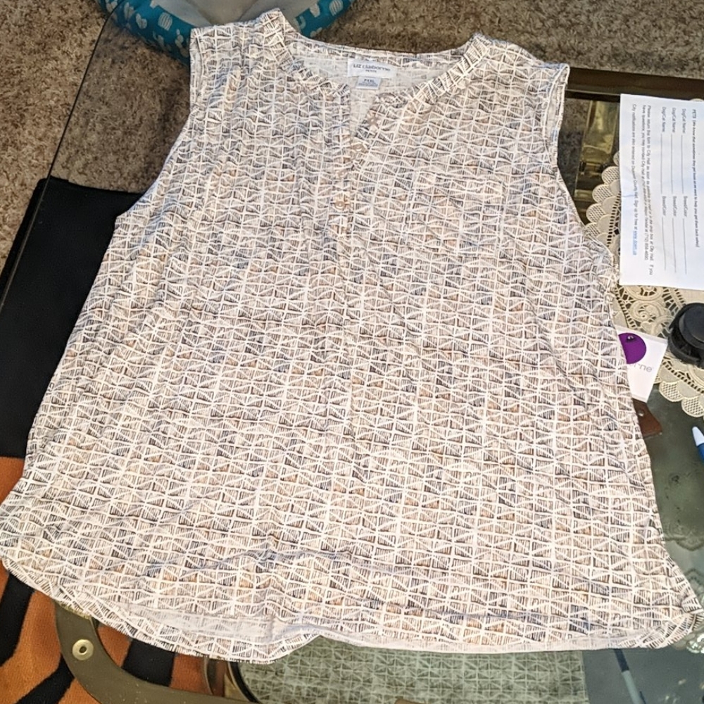 Liz Claiborne petite tribal print sleeve top